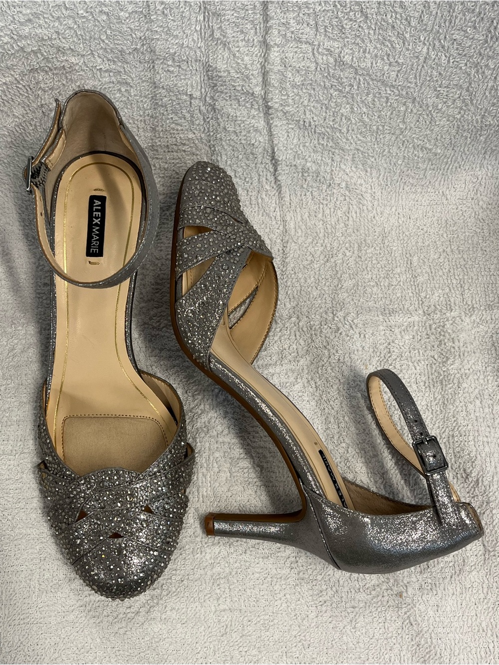 Alex Marie silver rhinestone formal shoes/ heeled sandals. Closed round toe. 9 - Picture 3 of 10